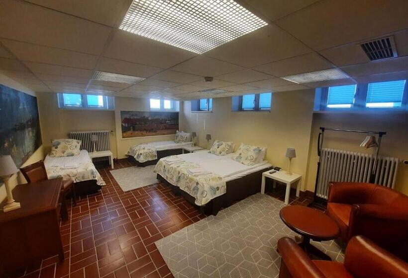 Habitació Quàdruple Estàndard Bany Compartit, Svea   Sure Hotel Collection By Best Western
