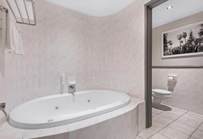 Люкс, Protea Hotel By Marriott Johannesburg Balalaika Sandton