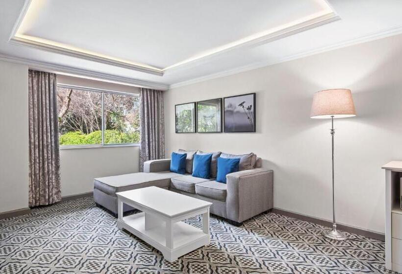 Люкс, Protea Hotel By Marriott Johannesburg Balalaika Sandton