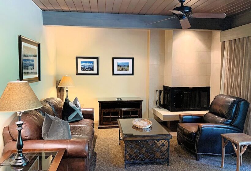 Апартаменты 2 Спальни, Aspen Square Condominium
