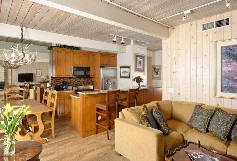 Апартаменты 2 Спальни, Aspen Square Condominium