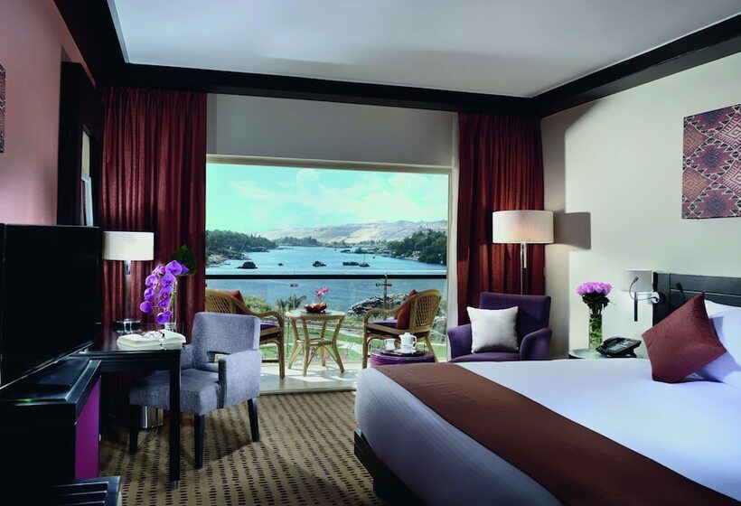 اتاق سوپریور با چشم‌انداز استخر, Movenpick Resort Aswan