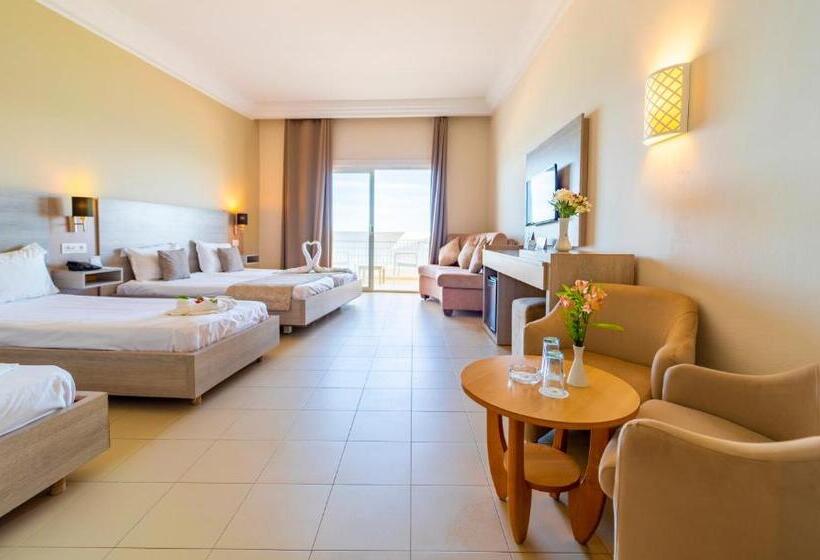 Camera Familiare, Riadh Palms Resort & Spa