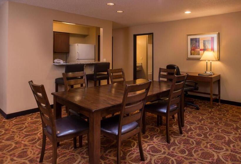 Люкс Повышенной Комфортности, Best Western Ambassador Inn & Suites