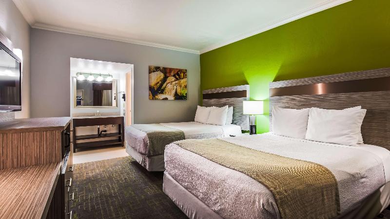Номер Стандарт, Best Western Innsuites Phoenix Hotel & Suites