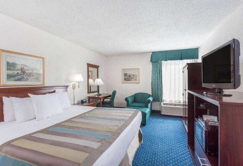 Люкс Deluxe Кровать Кинг, Baymont By Wyndham Greensboro/coliseum