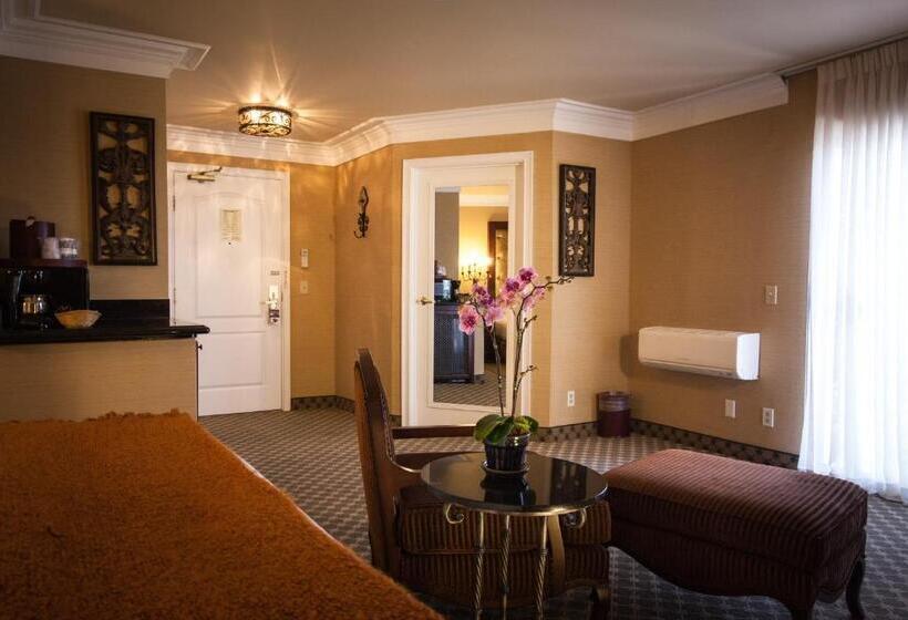 キングサイズベッドのスイートルーム, Best Western Plus Sunset Plaza