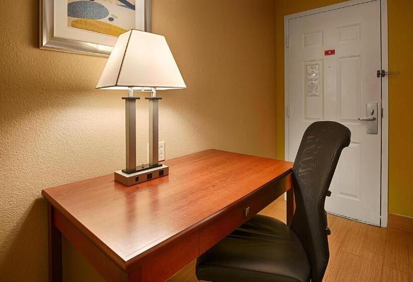 스탠다드 룸 킹사이즈 침대, Best Western University Lodge