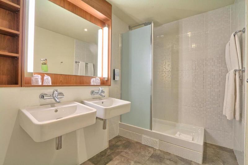Люкс, Days Inn & Suites By Wyndham Lodi