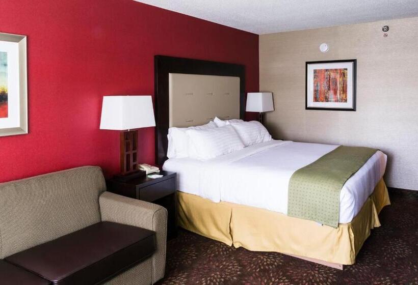 Номер Стандарт, Holiday Inn Express Big Rapids, An Ihg