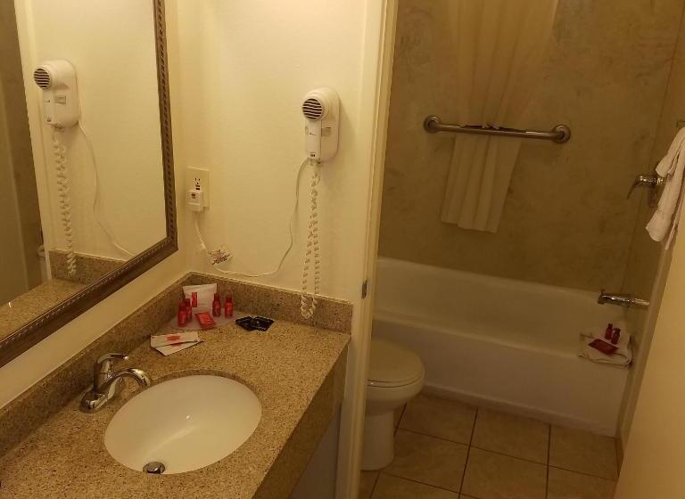 Номер Стандарт, Surestay Hotel By Best Western Hollister