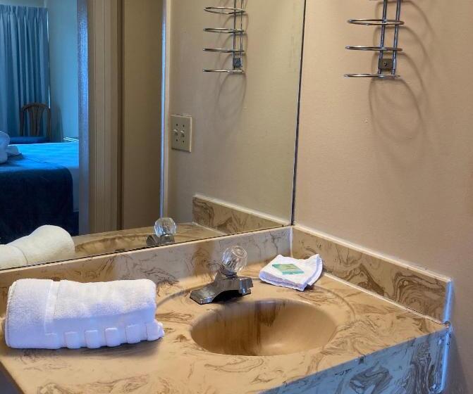 חדר דלוקס נוף בריכה, Altamonte Springs Hotel And Suites