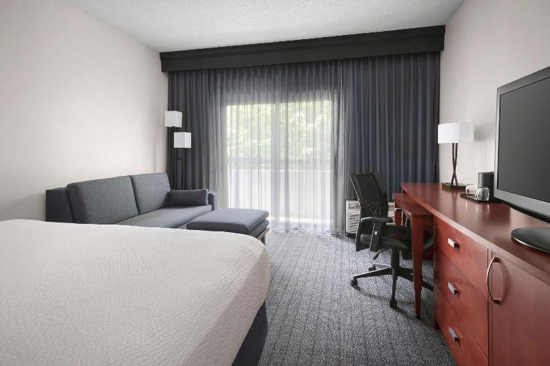 Стандартный Номер Кровать Кинг, Courtyard Philadelphia Valley Forge/king Of Prussia