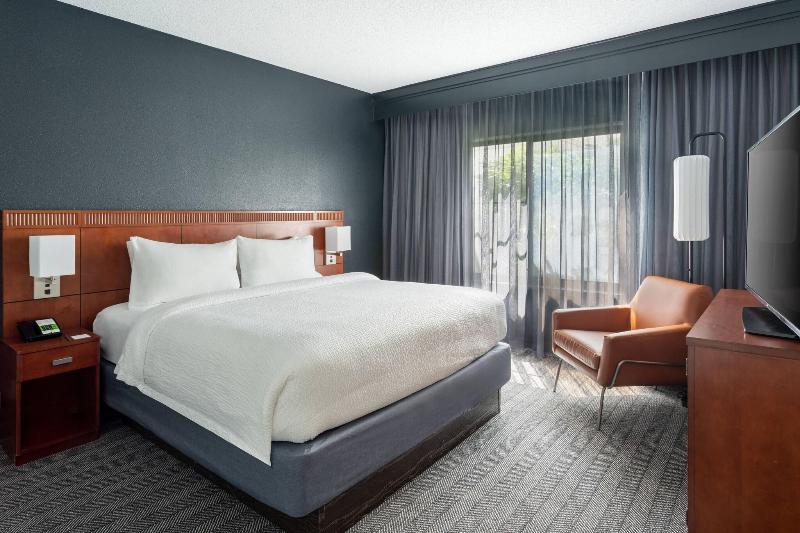 キングサイズベッドのスイートルーム, Courtyard By Marriott West Palm Beach