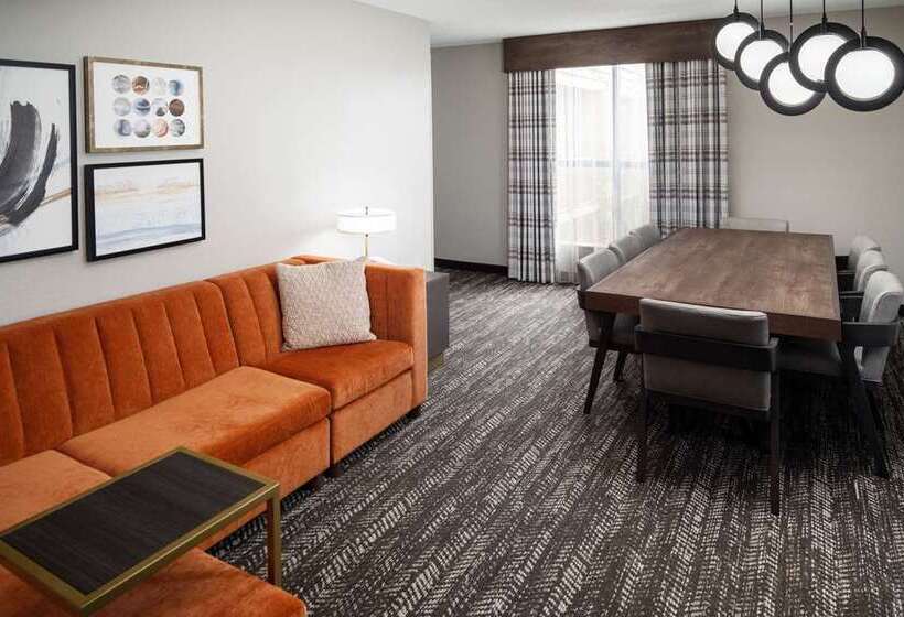 Suite, Embassy Suites By Hilton Indianapolis Downtown