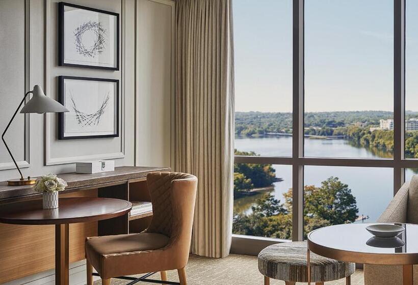 חדר סטנדרט עם מיטת קינג, Four Seasons Hotel Austin