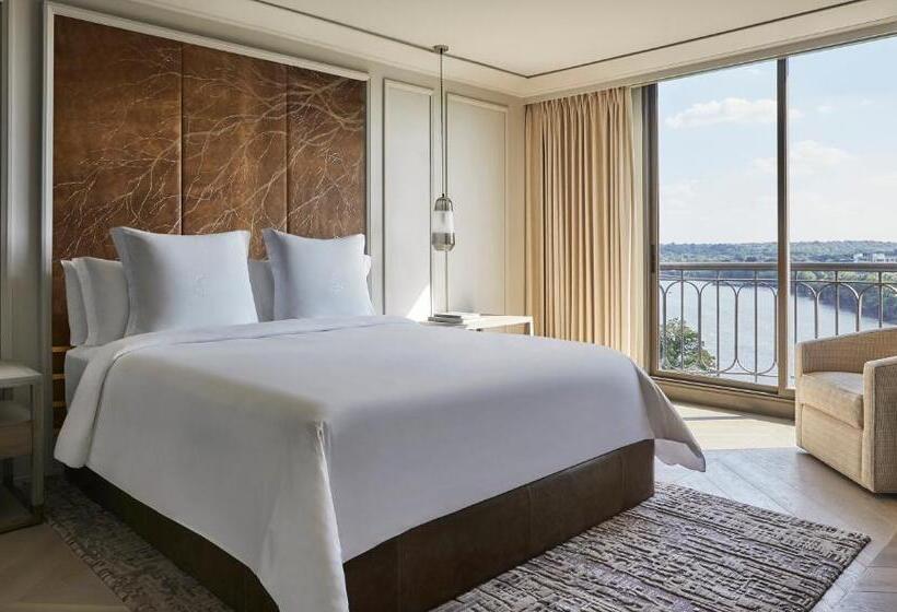 סוויטה, Four Seasons Hotel Austin