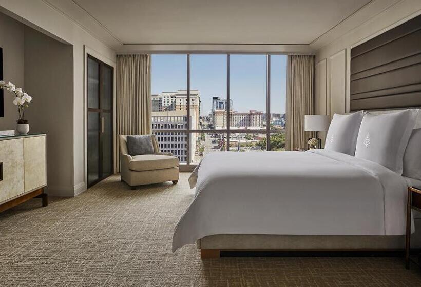 סוויטה עם נוף לעיר, Four Seasons Hotel Austin