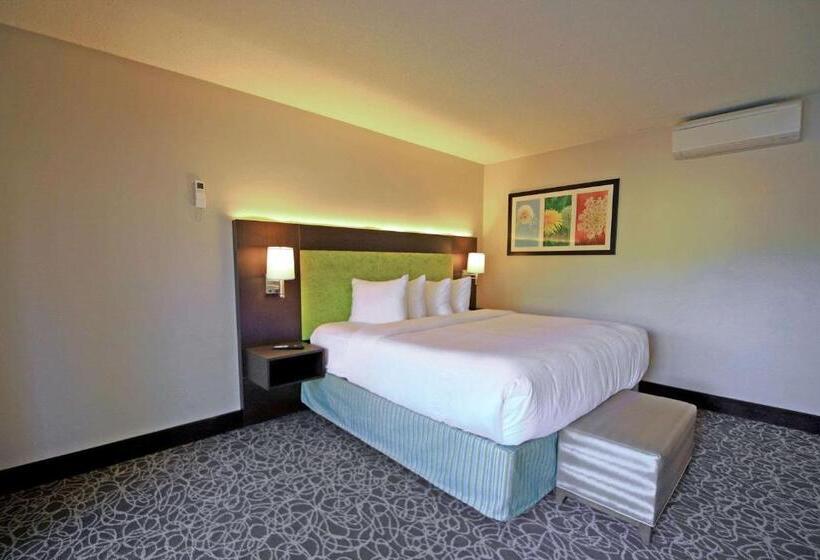 Люкс Кровать Кинг, El Sendero Inn, Ascend Hotel Collection
