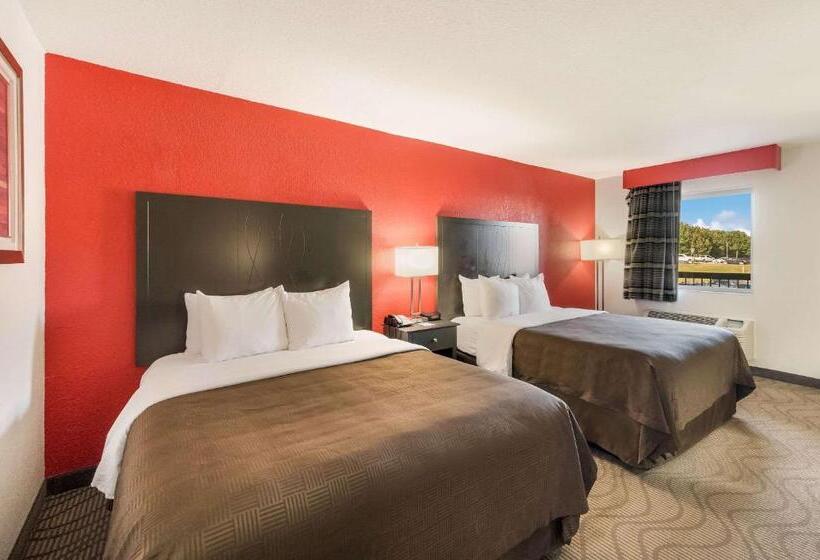 Номер Стандарт, Clarion Inn & Suites Russellville I40