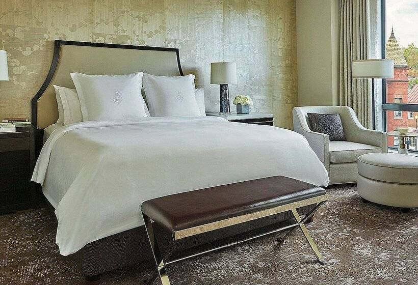 프리미엄 스위트, Four Seasons  Washington Dc