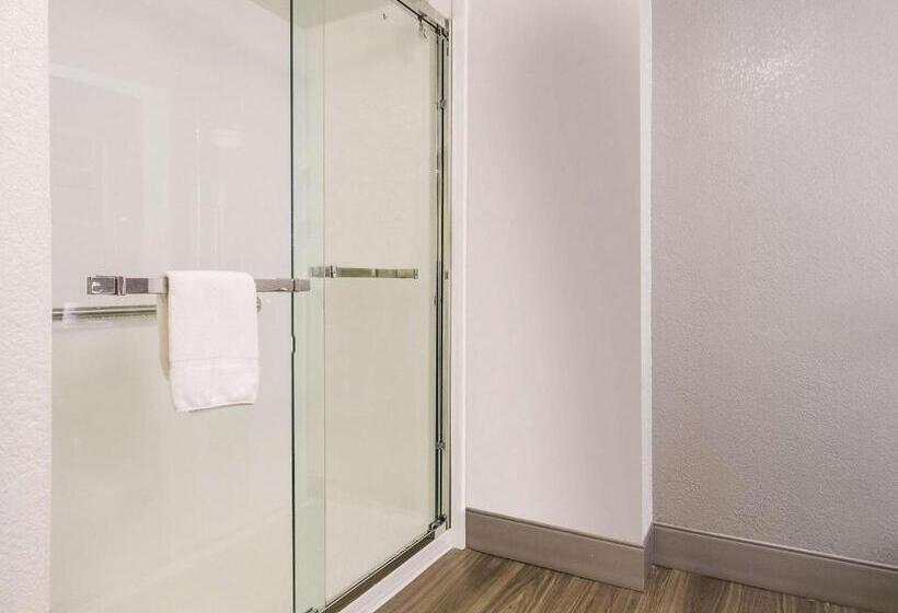 Люкс Кровать Кинг, La Quinta By Wyndham Myrtle Beach   N. Kings Hwy