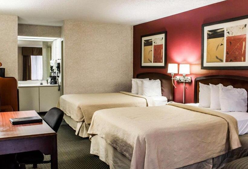 스탠다드 룸 더블 침대 2개, Quality Inn Roanoke Near Lake Gaston