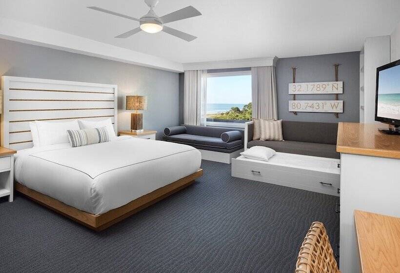 Junior Suite King Size Bed, Beach House Resort Hilton Head Island