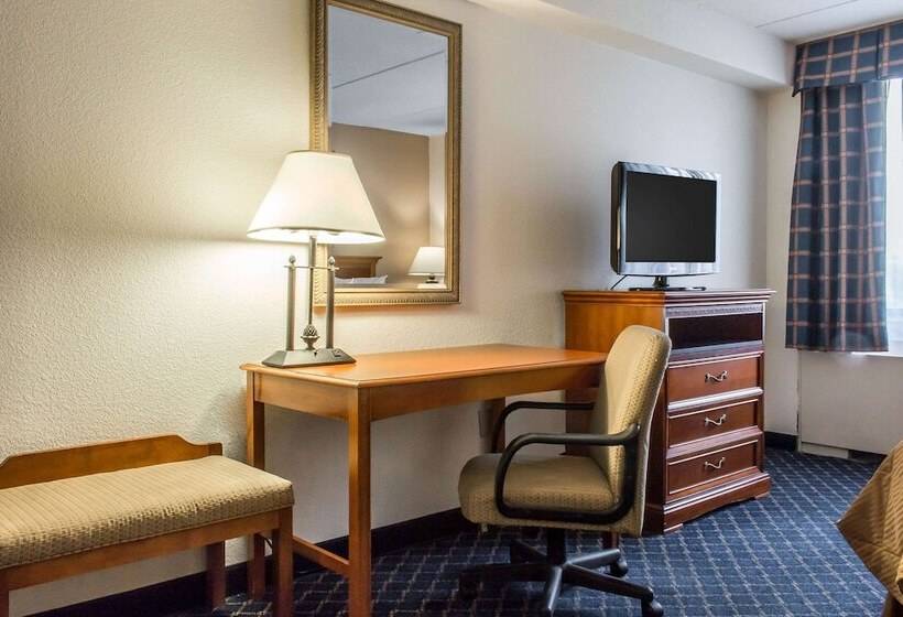 Люкс Адаптированный для Инвалидов, Clarion Hotel & Conference Center