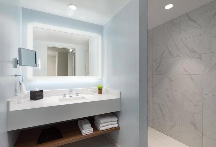 스탠다드 룸, Courtyard By Marriott Boston Cambridge