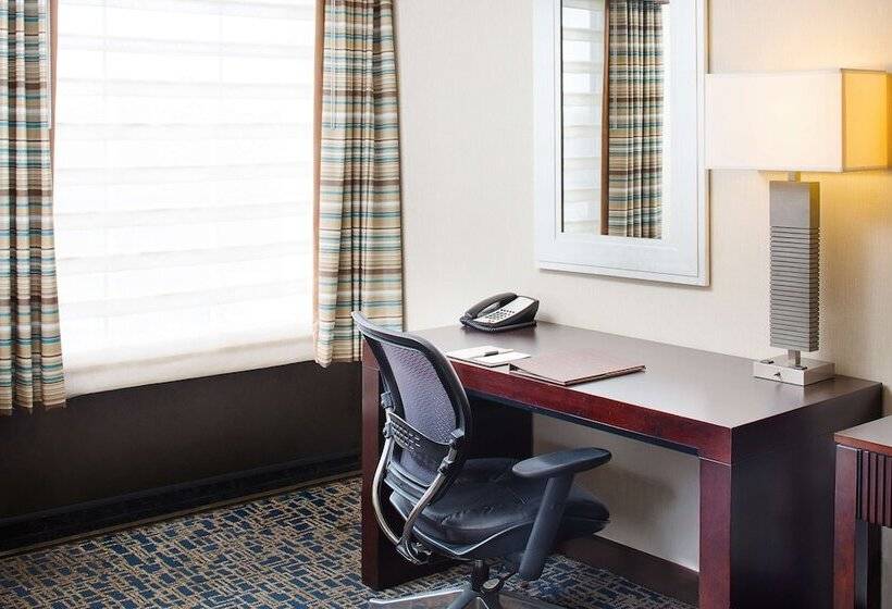 חדר סטנדרט שתי מיטות זוגיות, Doubletree Hotel Baltimore   Bwi Airport