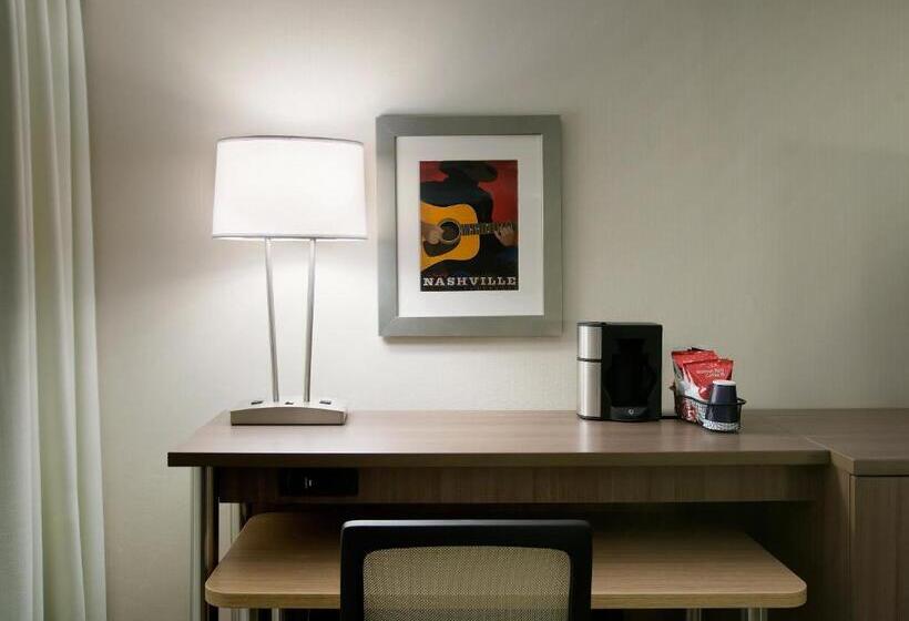 Standard-invahuone, Holiday Inn Nashville Vanderbilt, An Ihg