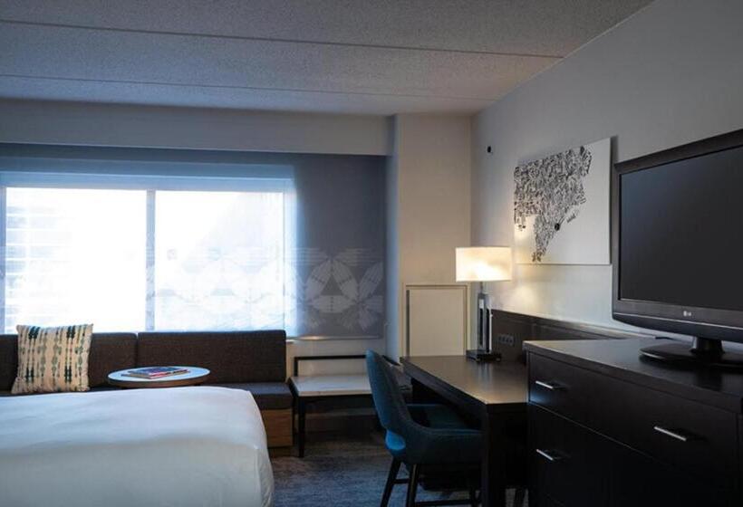 스탠다드 룸 더블 침대 2개, The Baronette Renaissance Detroitnovi