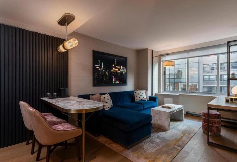 سوئیت برای معلولان, Thompson Central Park New York, By Hyatt