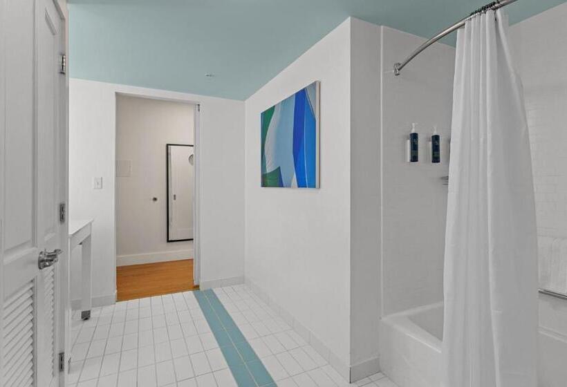 Люкс Кровать Кинг, Four Points By Sheraton Punta Gorda Harborside
