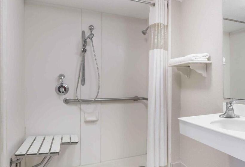 キングサイズベッドのスタンダードルーム, Casa Bella Inn & Suites Extended Stay