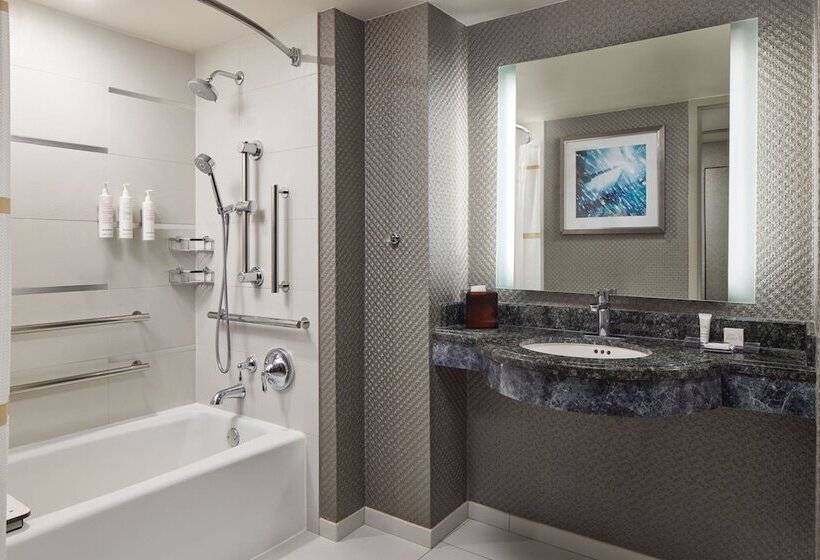 스탠다드 룸 더블 침대 2개, Crystal Gateway Marriott