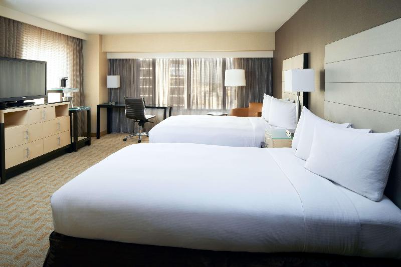 اتاق لوکس, Hilton Los Angeles Airport