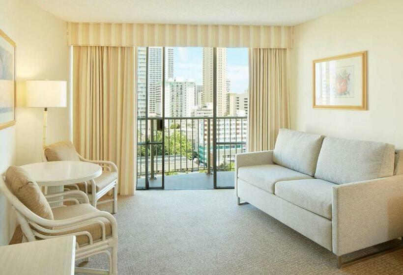 キングサイズベッドのスタンダードルーム, Outrigger Waikiki Paradise