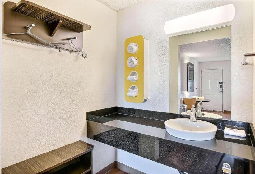 클래식 4인 룸, Motel 6oakland, Ca  Embarcadero