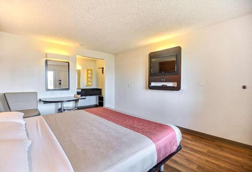 Quarto Standard Cama King, Motel 6oakland, Ca  Embarcadero