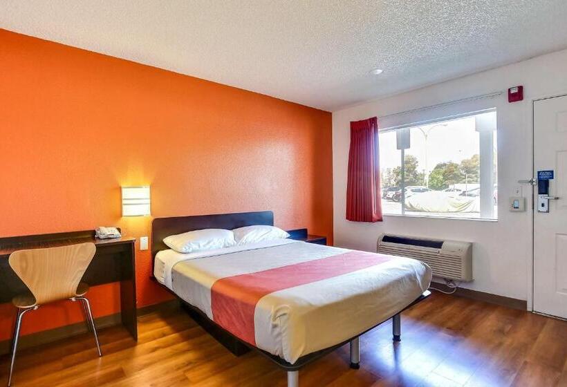 Quarto Deluxe Cama King, Motel 6oakland, Ca  Embarcadero