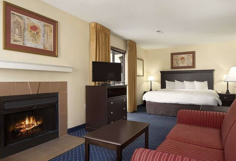 Suite, Hawthorn Extended Stay By Wyndham Fort Wayne