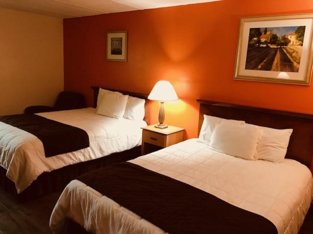 スタンダード４人部屋, Americas Best Value Inn Laredo