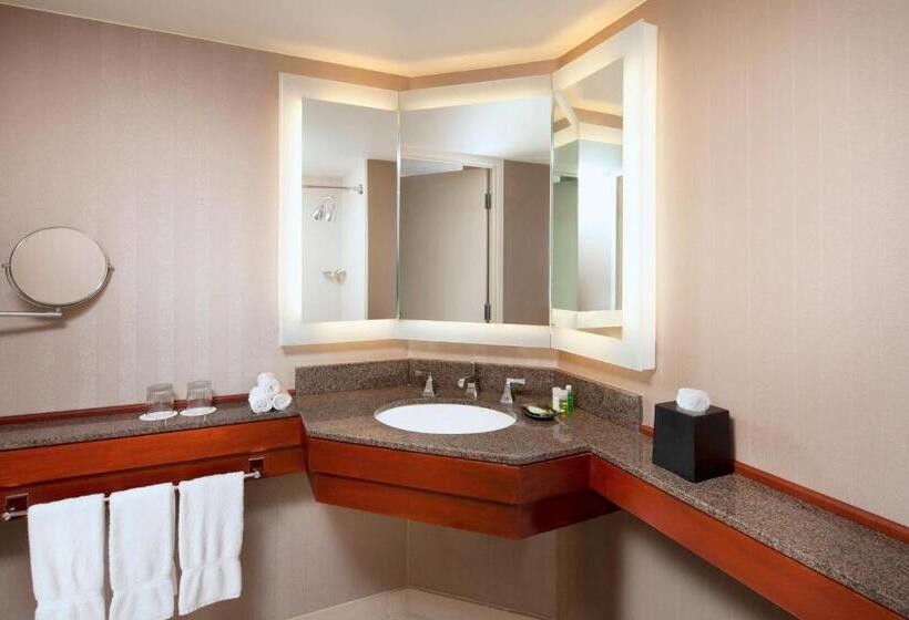 Номер Стандарт 2 Двуспальные Кровати, The Westin Long Beach