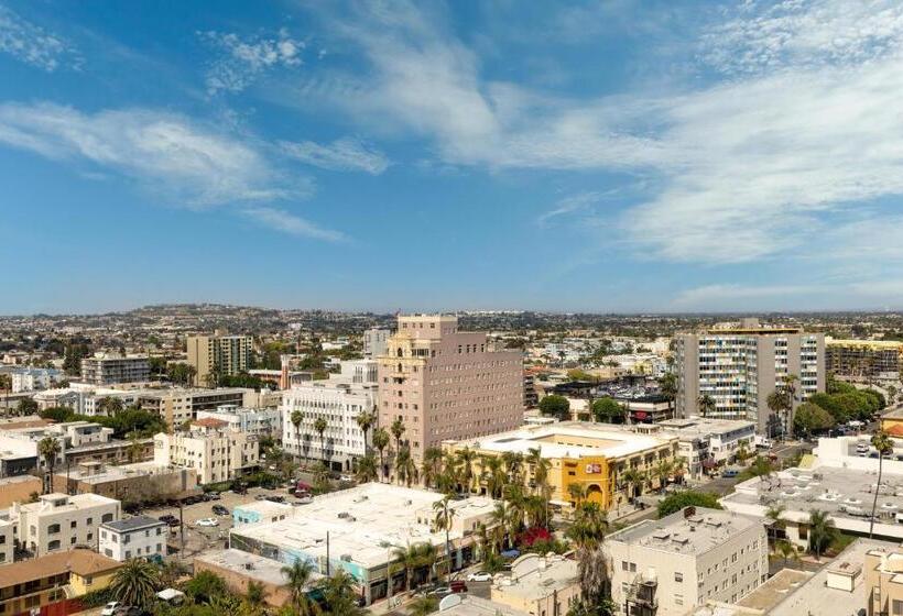 Стандартный Номер Кровать Кинг, The Westin Long Beach