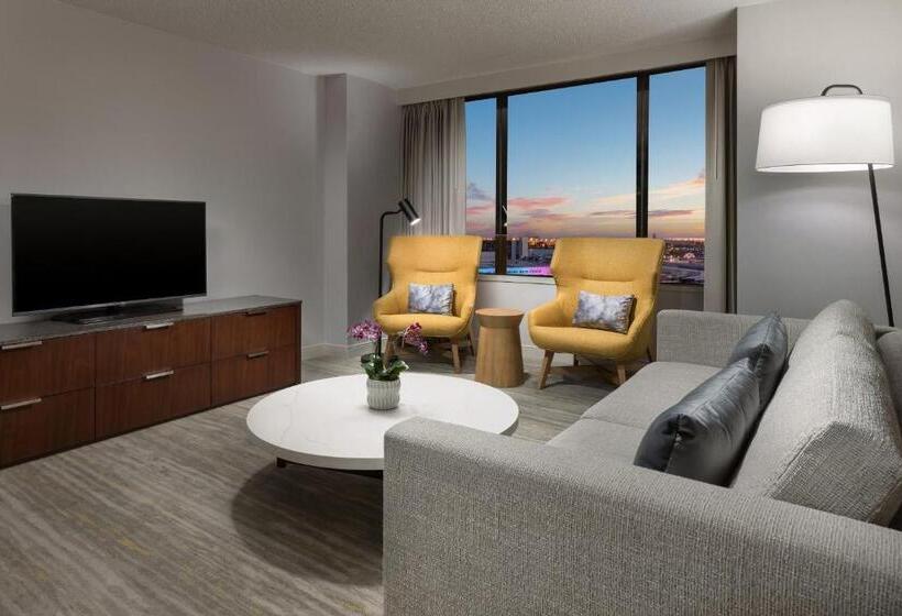 Стандартный Номер Кровать Кинг, The Westin Long Beach