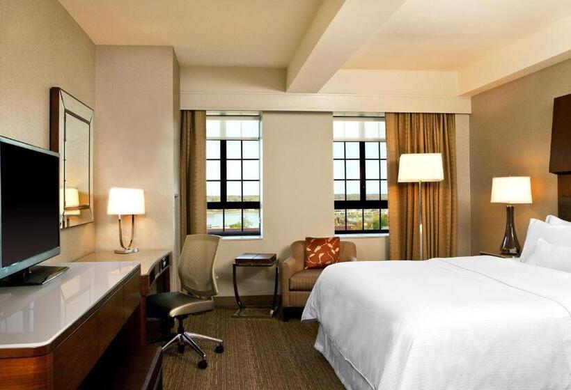 Номер Премиум, The Westin Portland Harborview