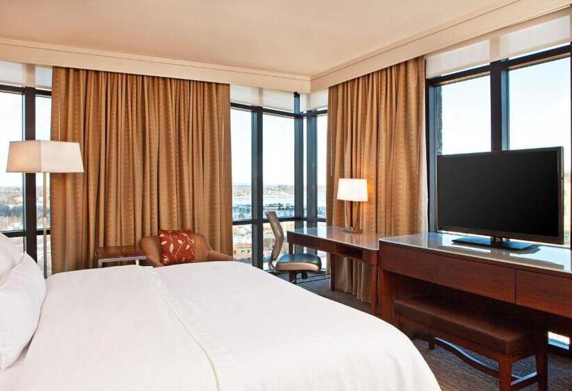 Номер Классика Кровать Кинг, The Westin Portland Harborview