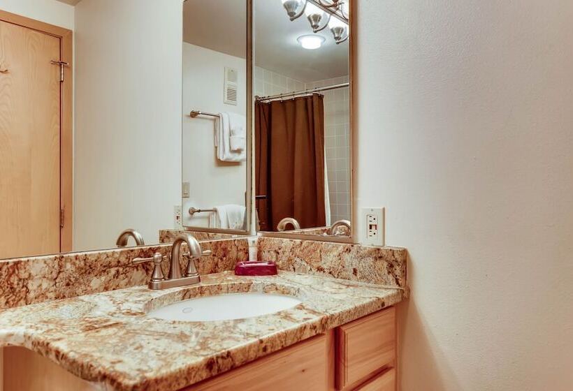 침실 2개 디럭스 아파트, Simba Run Condos 2bed 2bath